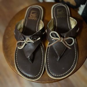Sperry Flip flop size 6